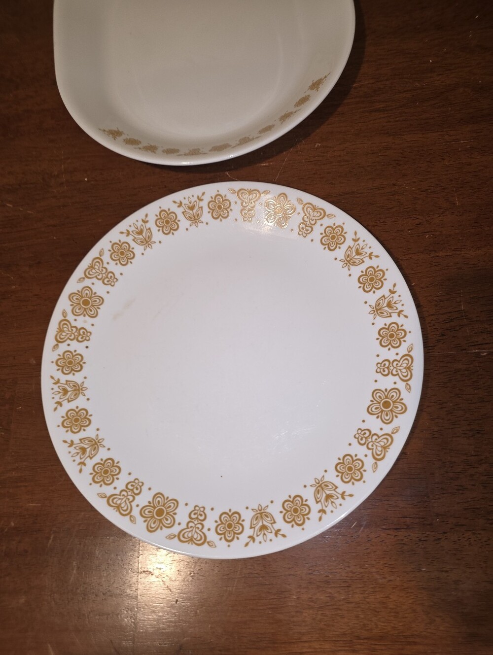 Vintage Serving Plate & Dinner Plate Butterfly Gold (Corelle) - Picture 13 of 13